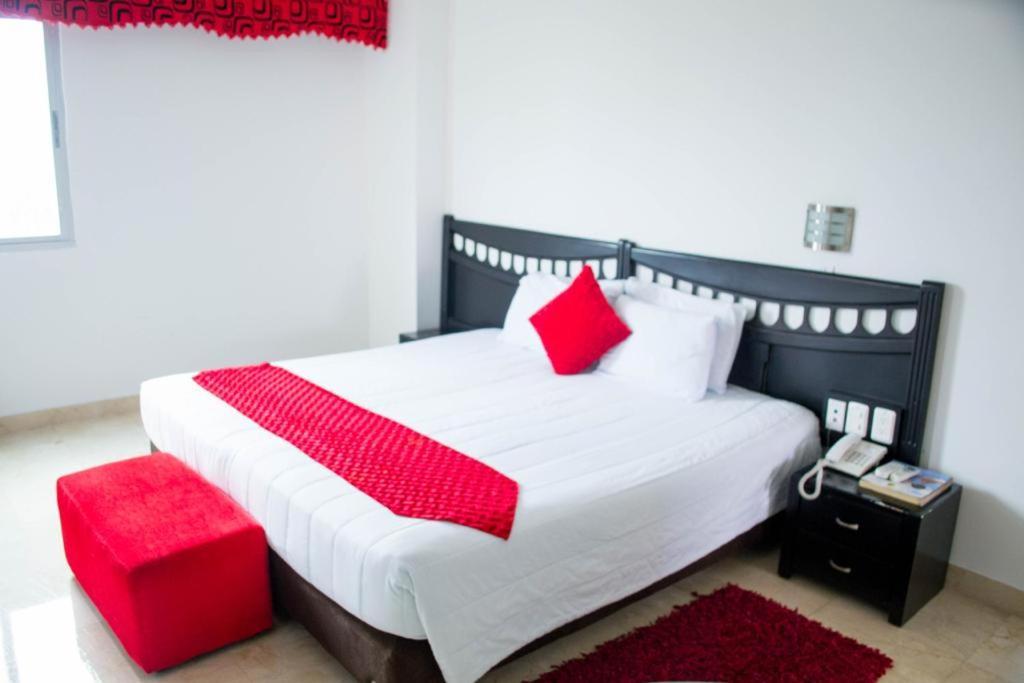 Hotel Suite Continental Барранкилья Экстерьер фото